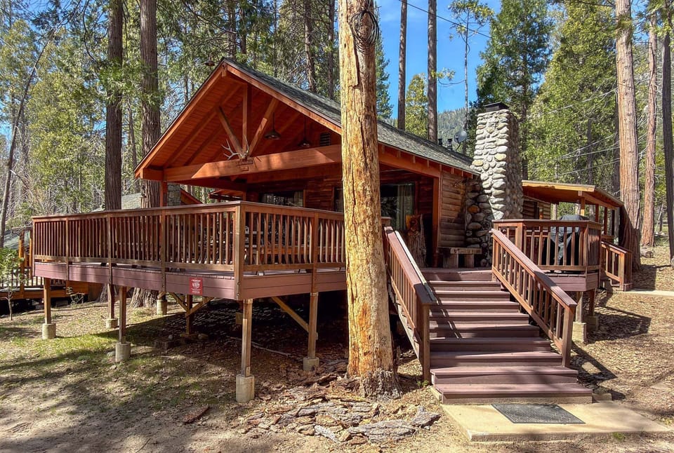 Stairs to the front of the cabin