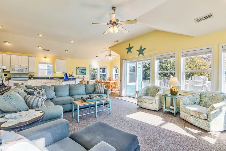 Top-Level Living Room with Deck Access