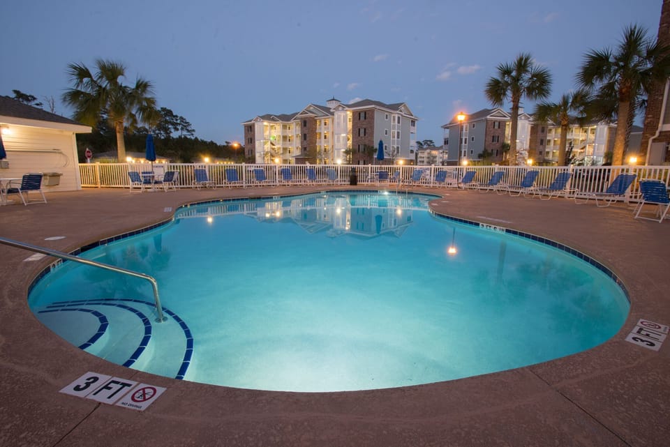 6 outsides pools