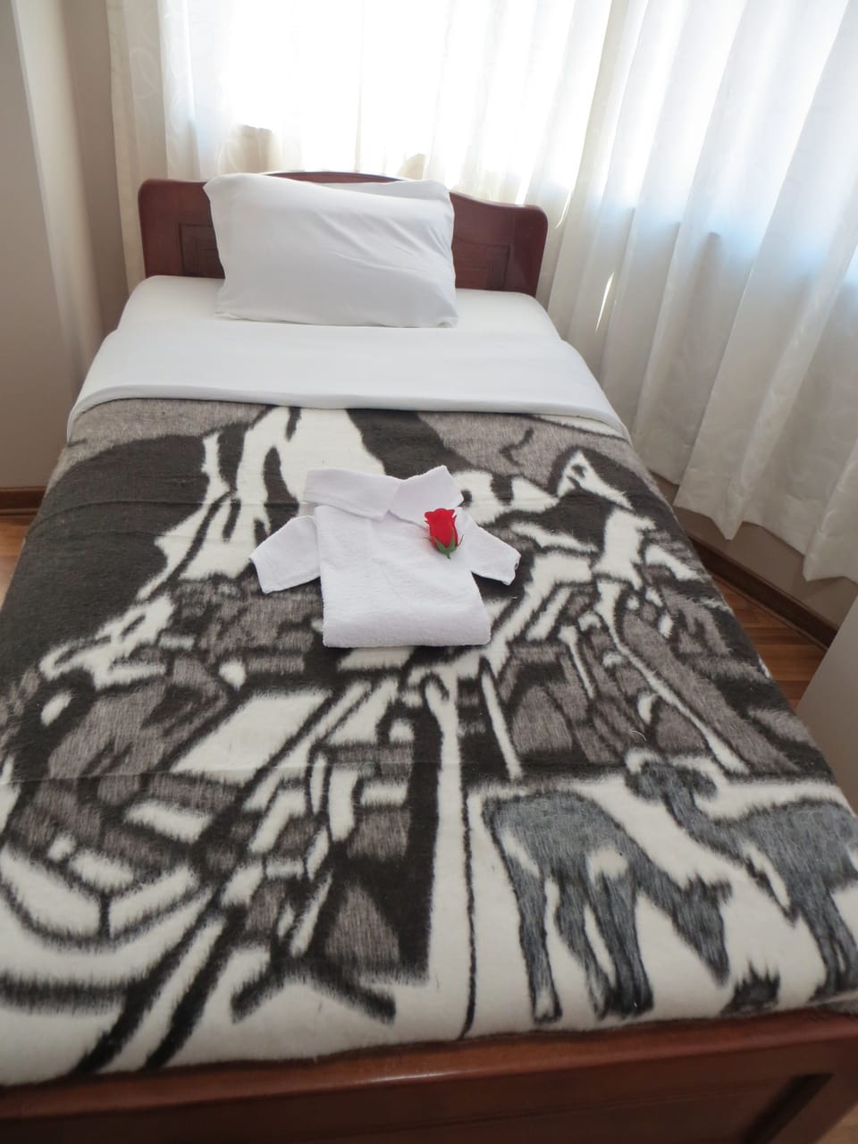 Triple Room, Non Smoking | Memory foam beds, blackout drapes, soundproofing, free WiFi