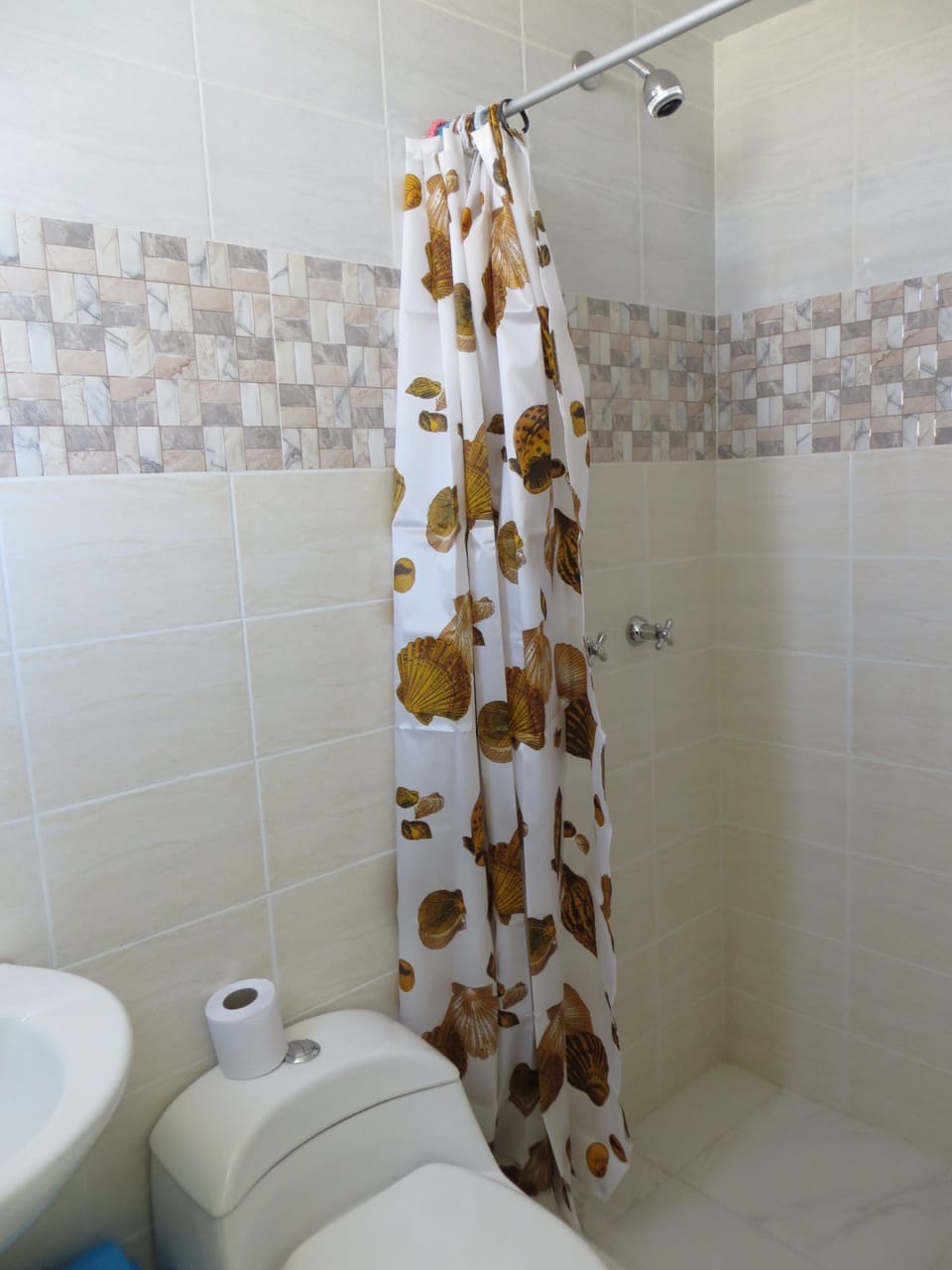 Triple Room, Non Smoking | Memory foam beds, blackout drapes, soundproofing, free WiFi