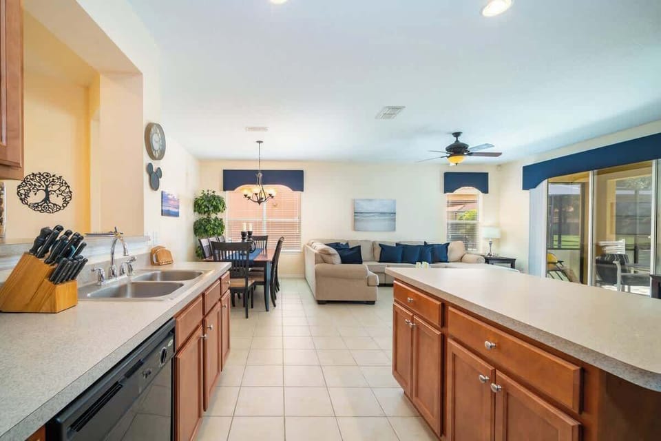 4-Bedroom-Orlando-Vacation-Home-Bella-Vida-Kissimmee-Florida