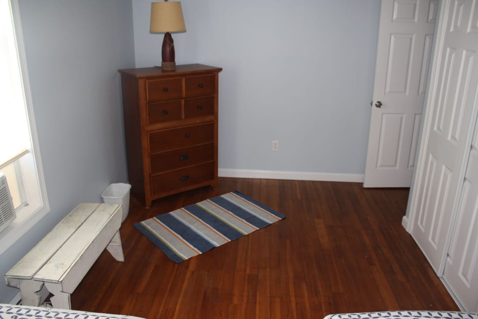 more 2nd floor guest bedroom different view