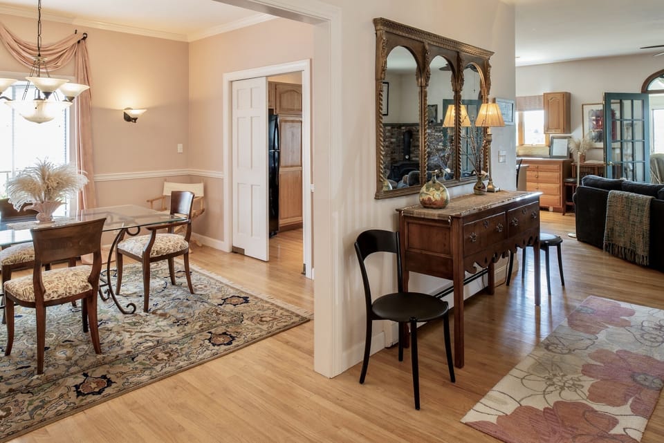 Entryway opens to Living Room, Dining room and Hall