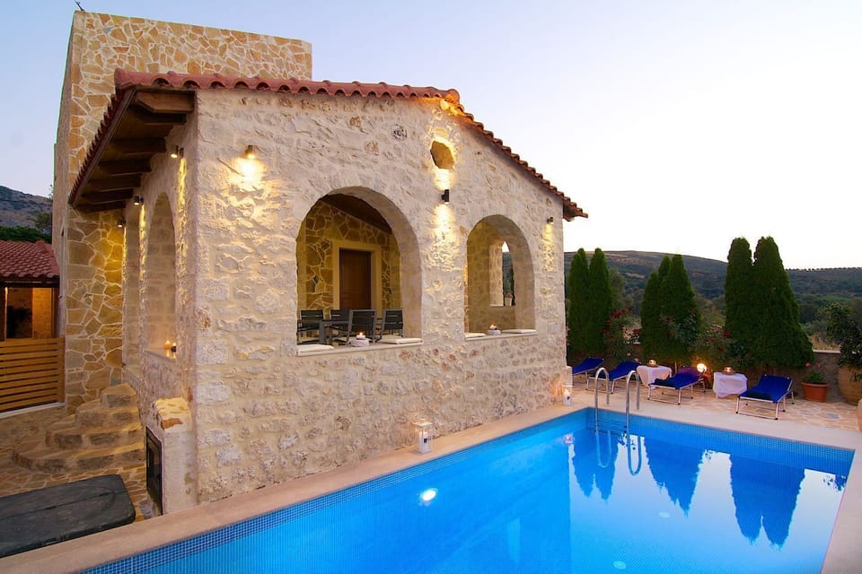 Unique villa design, wonderful areas!