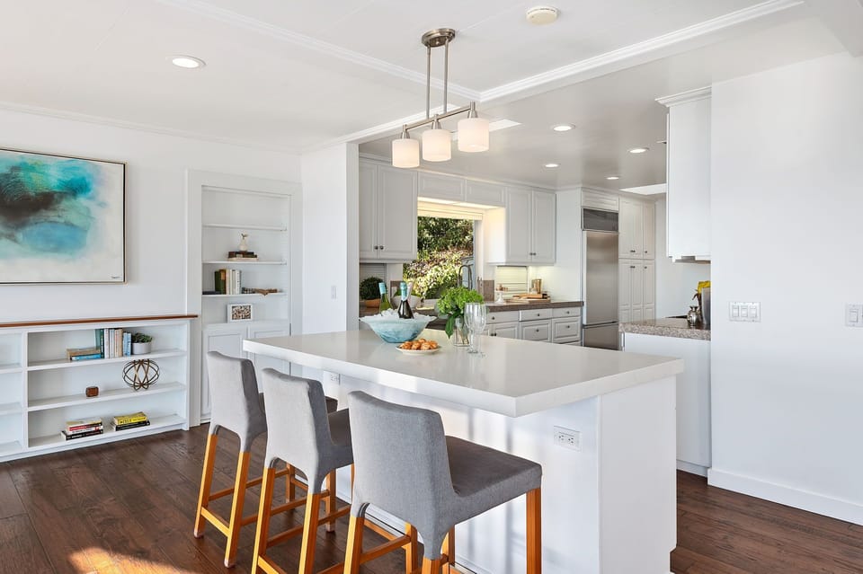 Bar Top Is Perfect For Entertaining Guests