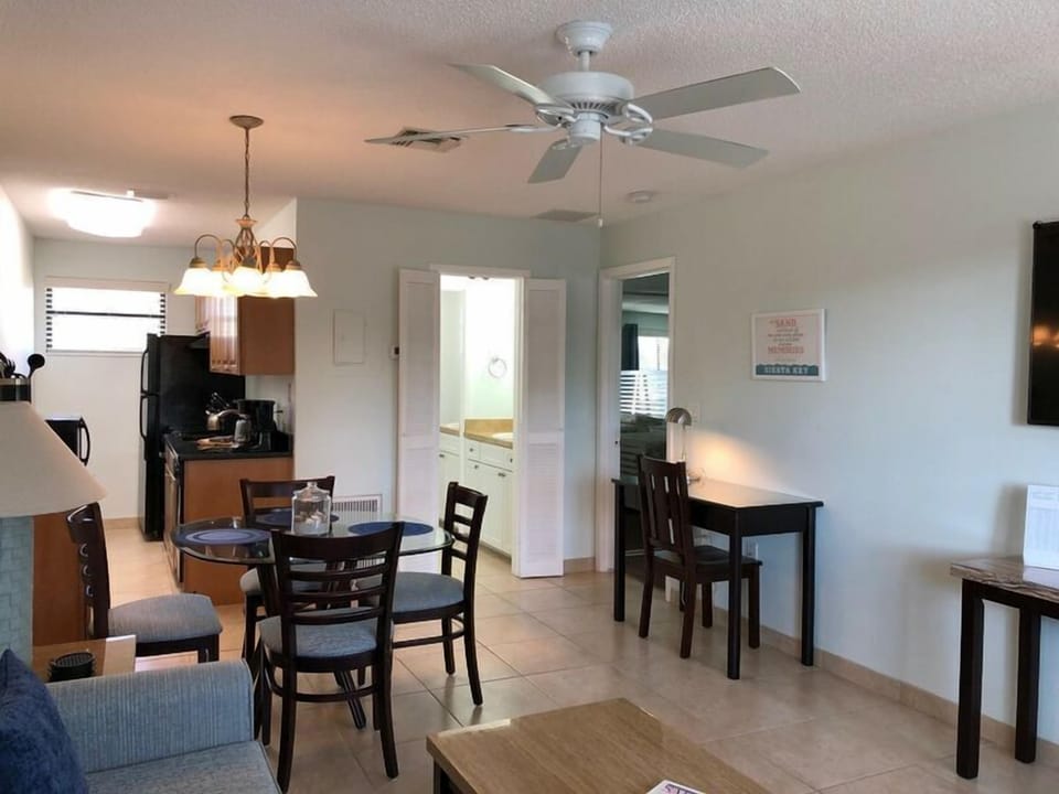 Living/Dining/Kitchen area