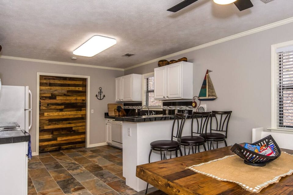 Fully stocked kitchen.