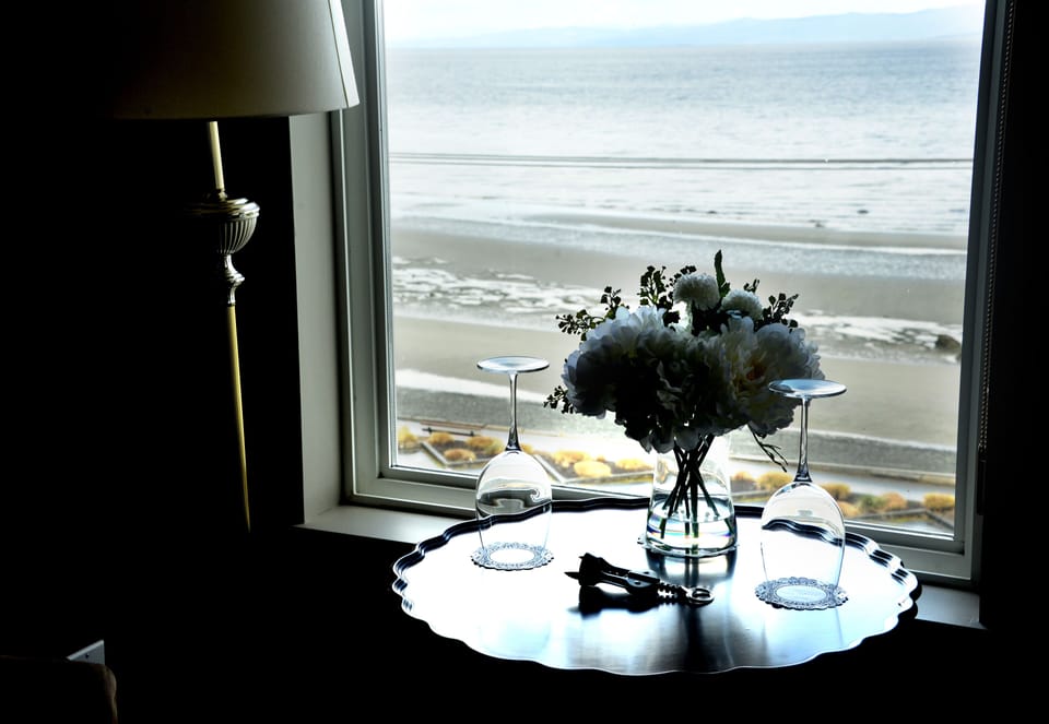 Premium bedding, pillowtop beds, blackout drapes, free WiFi