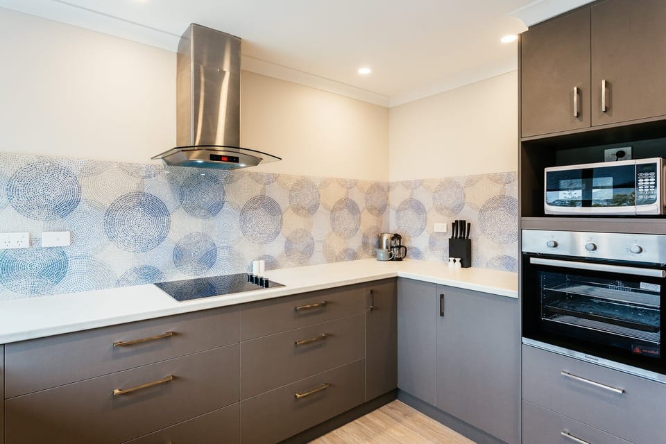 Esplanade 2-bedroom King Spa Kitchen