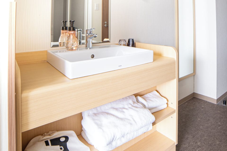 Room amenity