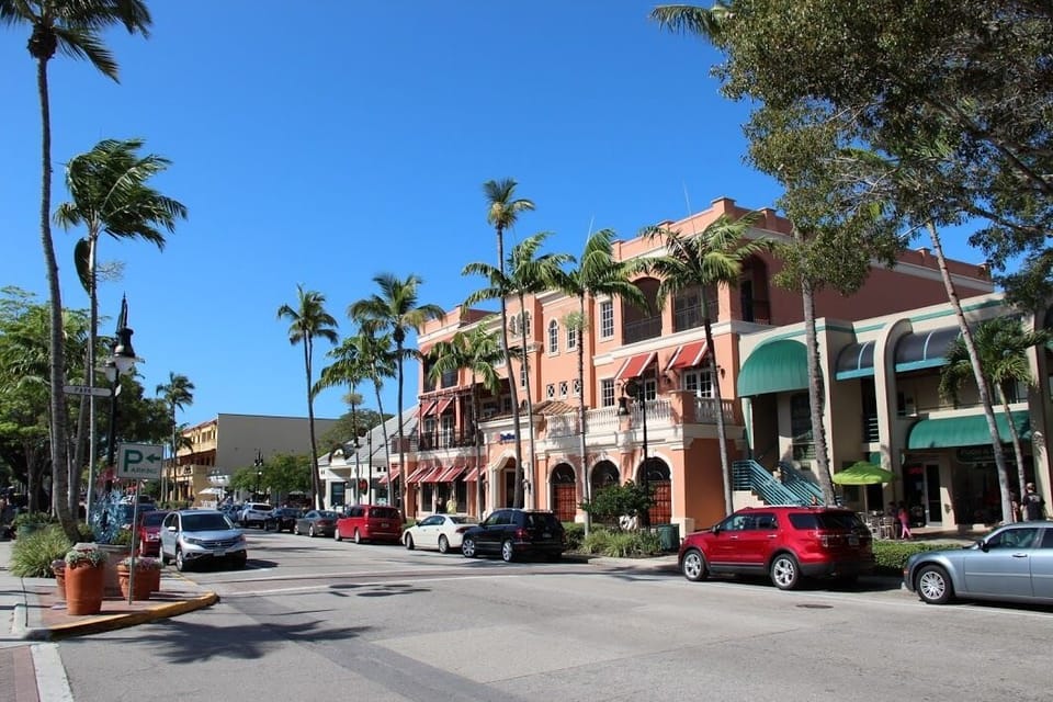 Fifth Avenue South - just minutes away