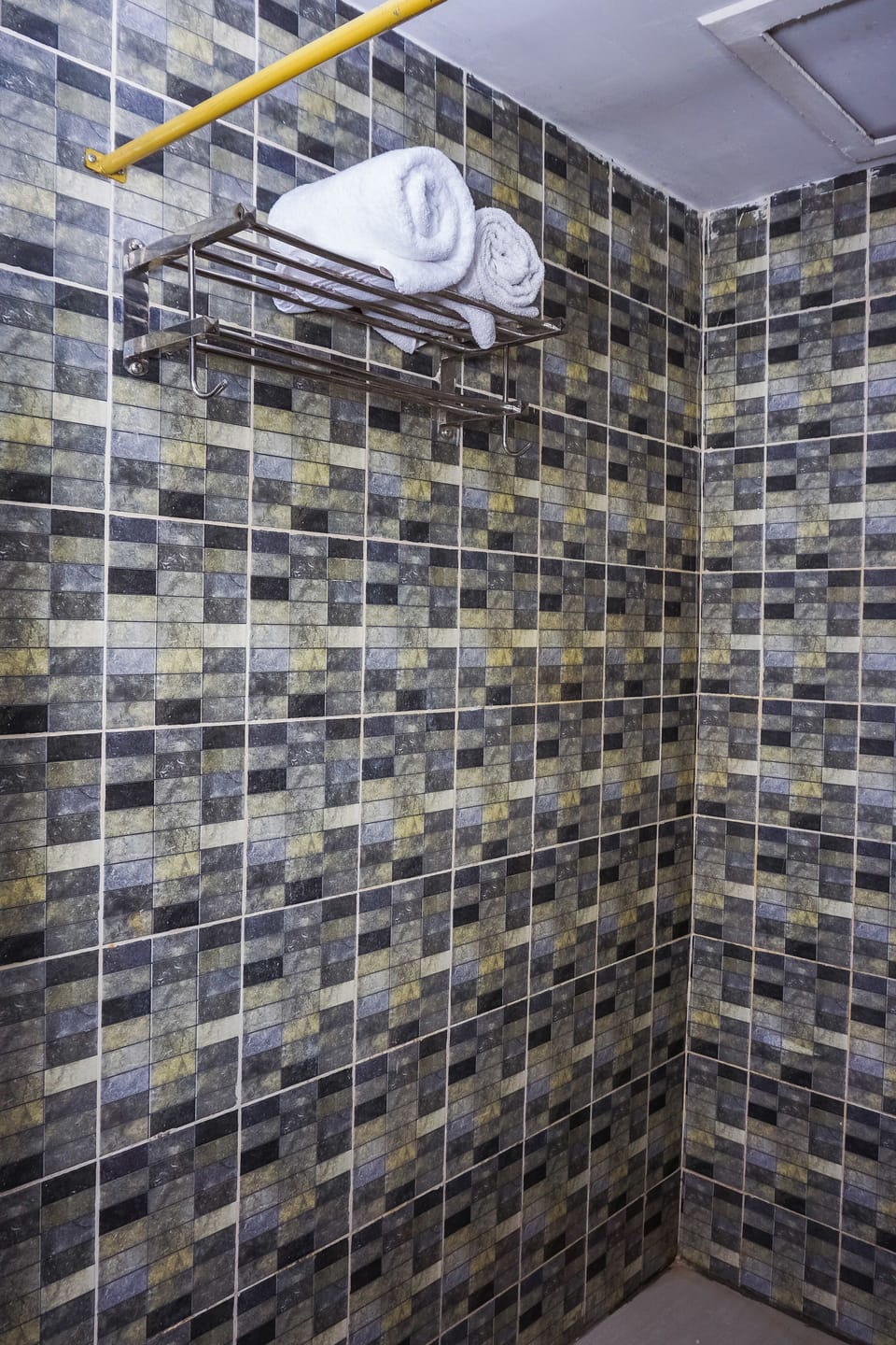 Shower, free toiletries, slippers
