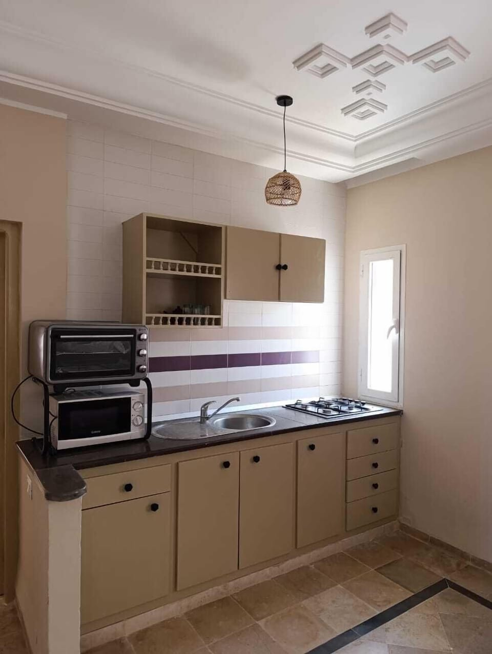 Apartment, 2 Bedrooms | Private kitchen | Fridge, microwave, stovetop, cookware/dishes/utensils