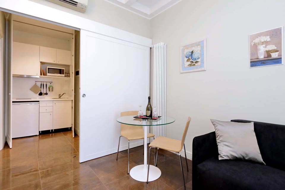 Family Room | Living area | Flat-screen TV