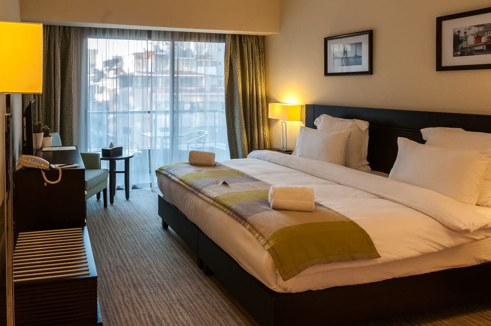 Parisian Suite, Kitchenette | In-room dining