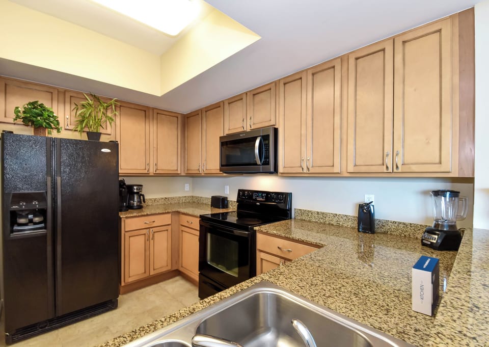 The Palms of Destin 2816 - Fully Equipped Kitchen