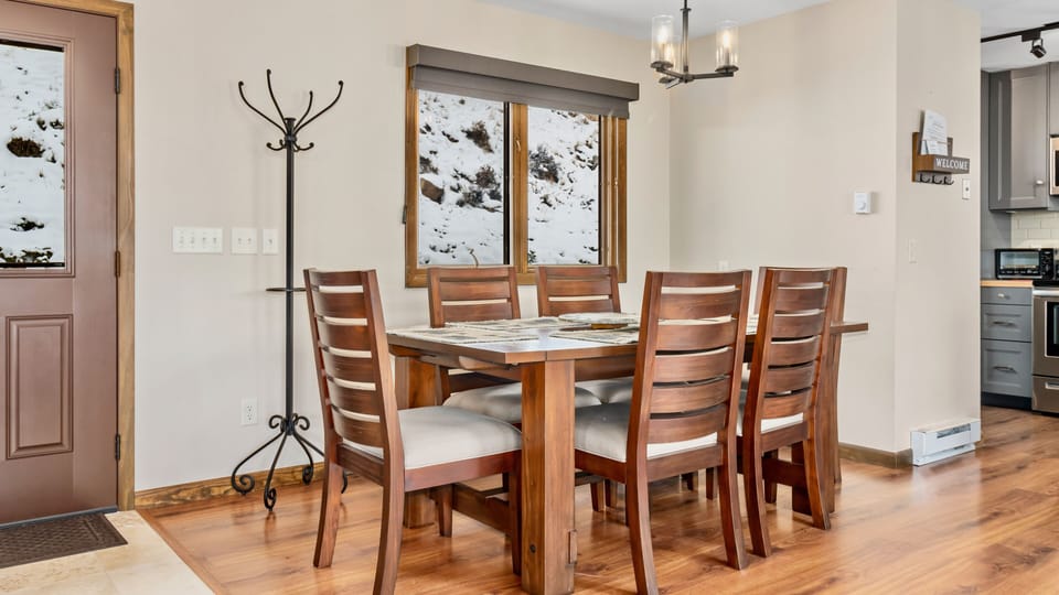 House, 3 Bedrooms | Dining
