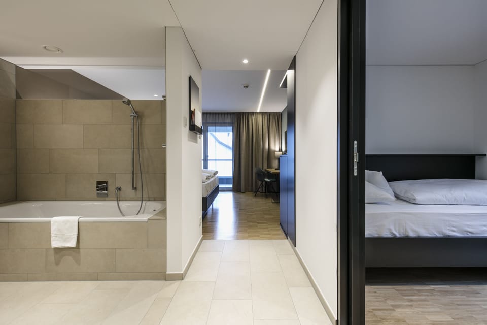 Suite, 1 Bedroom | Room amenity