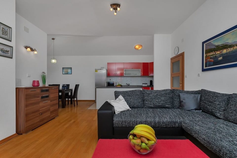Living room 2