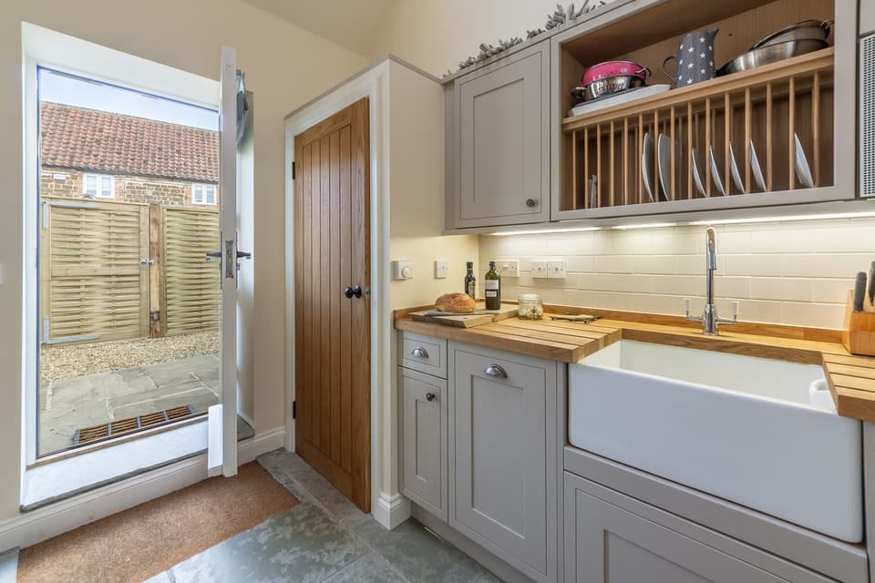 Ground floor: Kitchen area