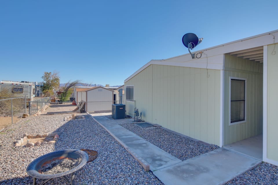 Fenced Yard | Fire Pit