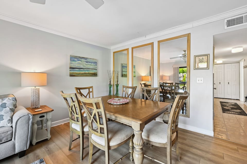 13-Dining Room
