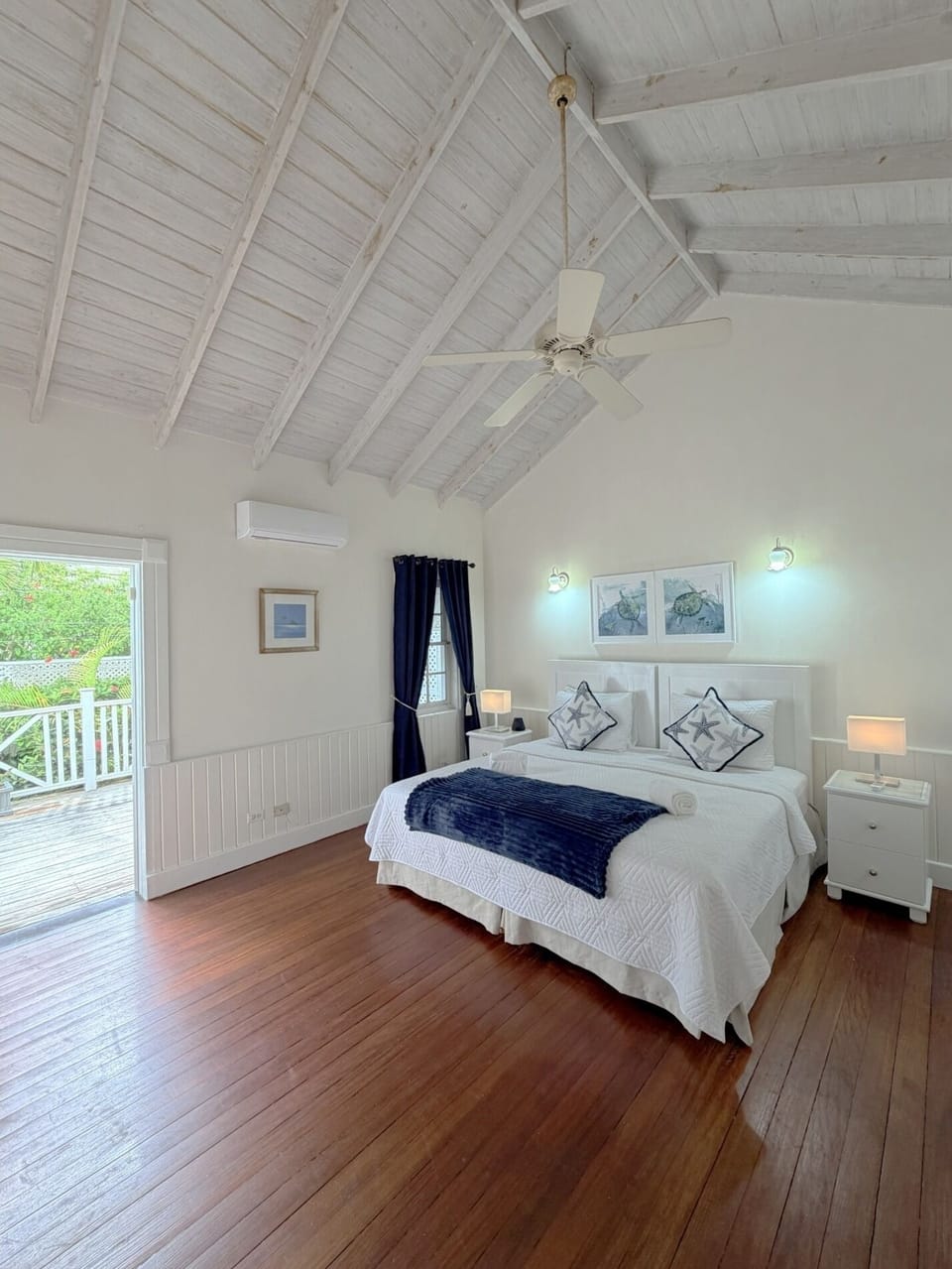 second bedroom ( can be 2 twins or king) with rear patio access 