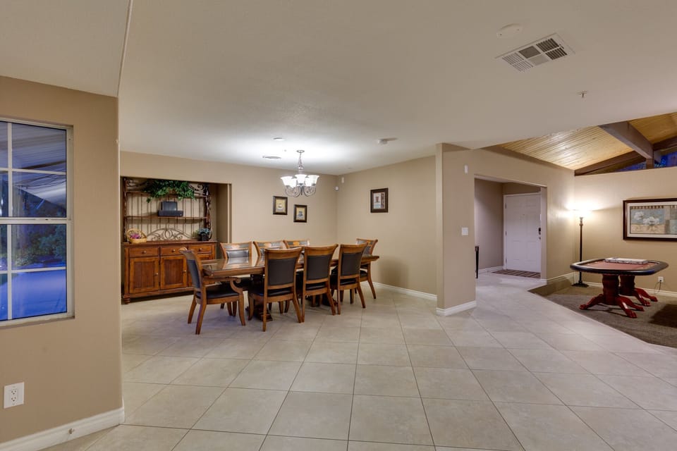 Dining are from Kitchen view
