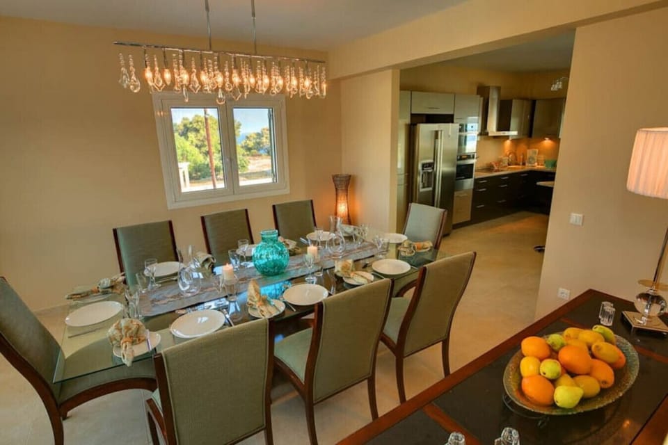 Elegant Dining Room