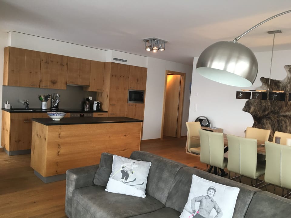 Living and kitchen 