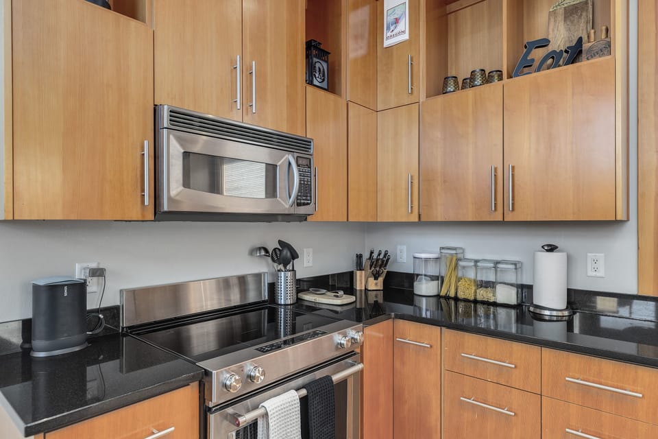 Full Kitchen