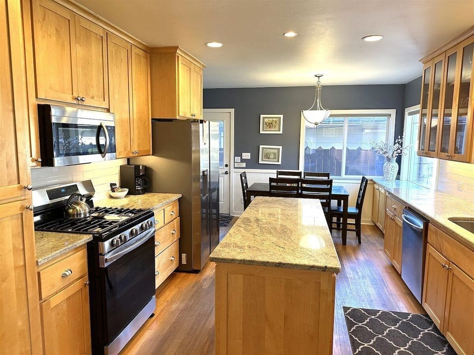 Gourmet Kitchen