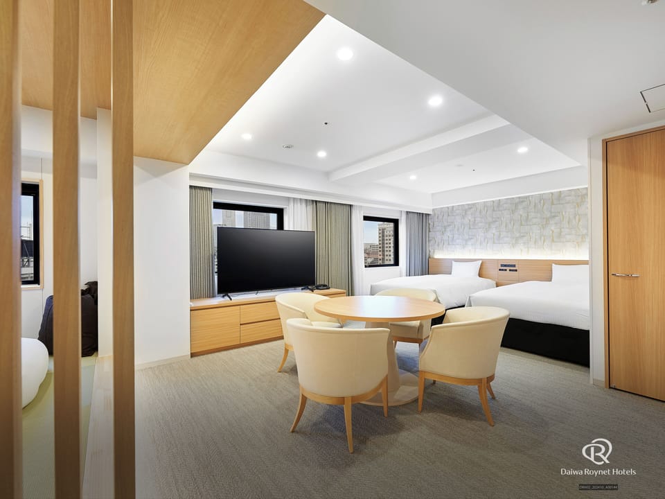 Junior Suite Room with Tatami Space Non Smoking | Down comforters, blackout drapes, soundproofing, iron/ironing board