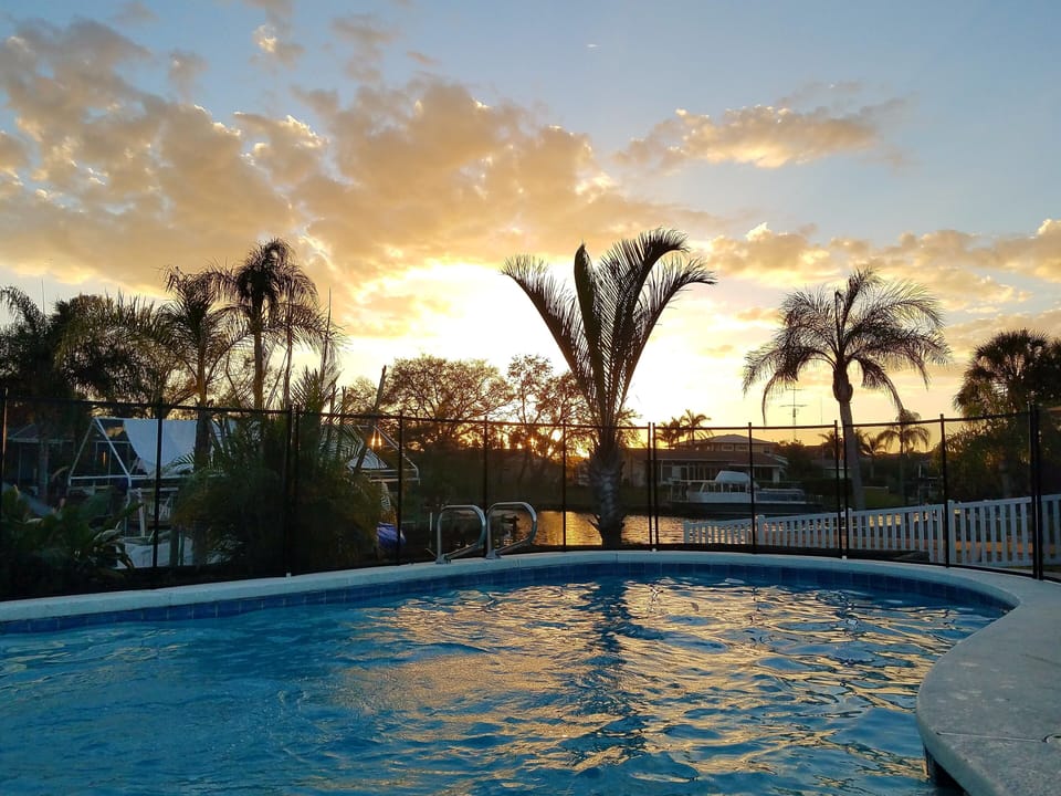 Welcome to Sunset Dreams! 