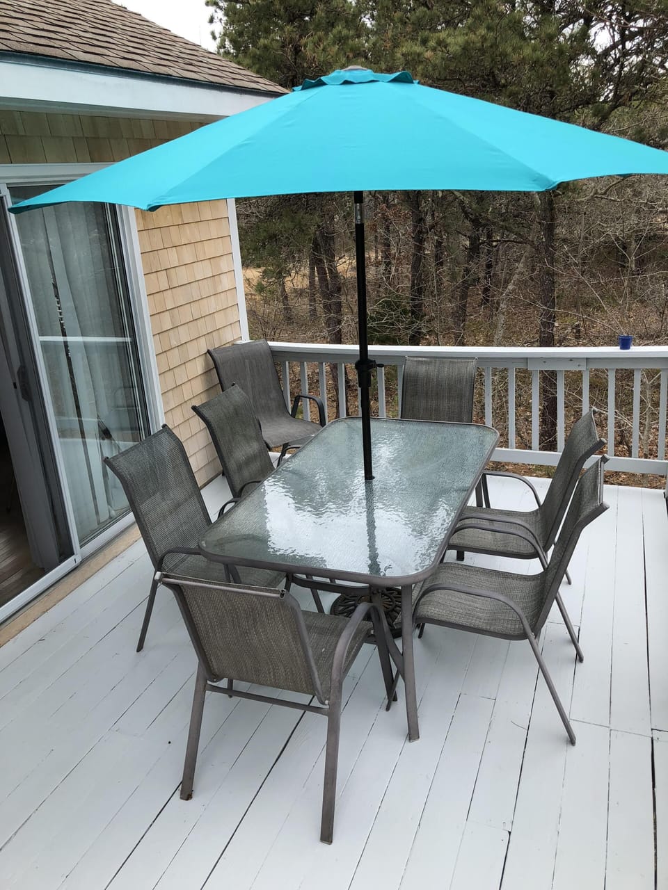 Enjoy 2nd floor deck and meals at patio set