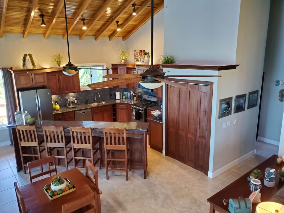 Well appointed kitchen area
