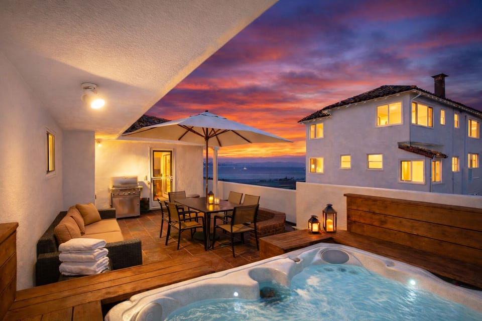 Soak, unwind, and enjoy the Santa Cruz evenings 
