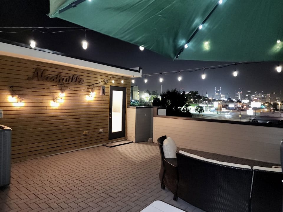 Private Rooftop