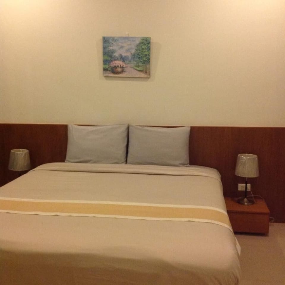 guest bedroom 2