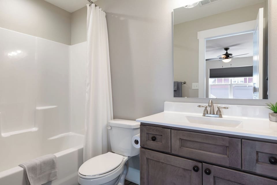 ensuite bath