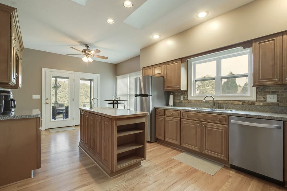 Spacious Gourmet Kitchen with Island. Island has veggie sink