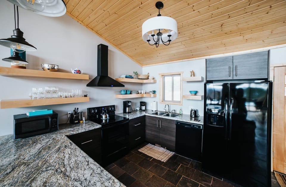 Fully equipped kitchen, we have a drip coffee and a keurig coffee machine. 