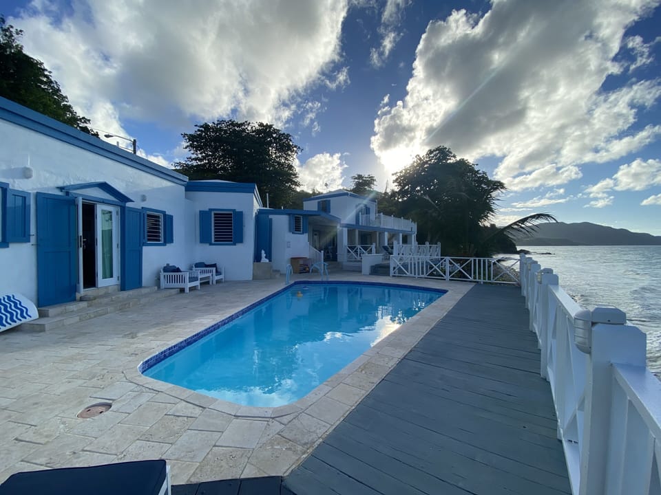 Oceanfront access, stunning 180-degree waterfront views, private pool with view