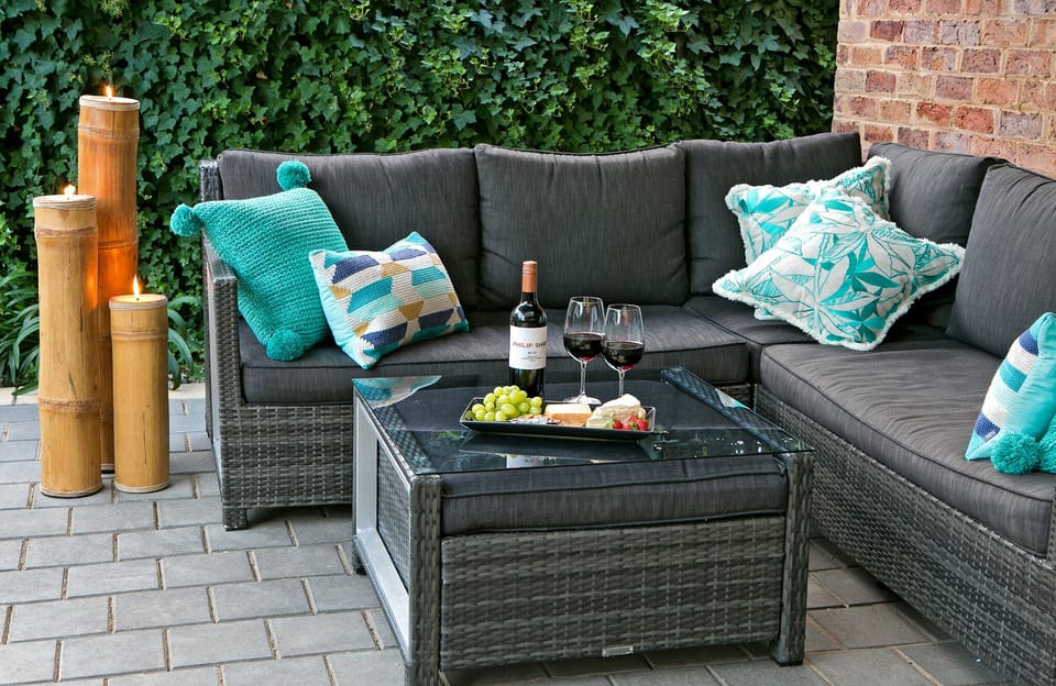Back entertaining area