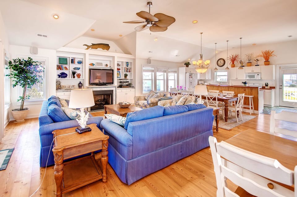 Surf-or-Sound-Realty-Island-Breeze-790-Great-Room