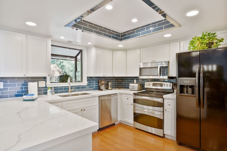 Upgraded and well stocked kitchen