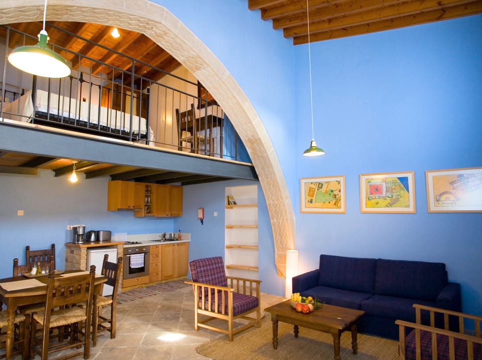 Apartment, 1 Bedroom | Living area