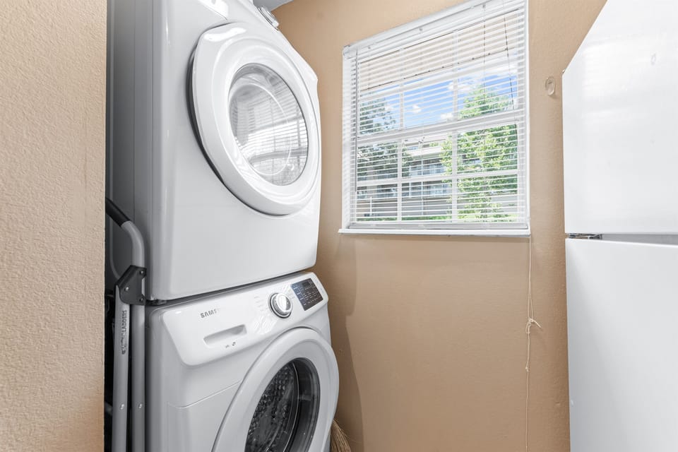 An in-unit washer/dryer is a welcome convenience after lake days, golf outings, or longer stays.