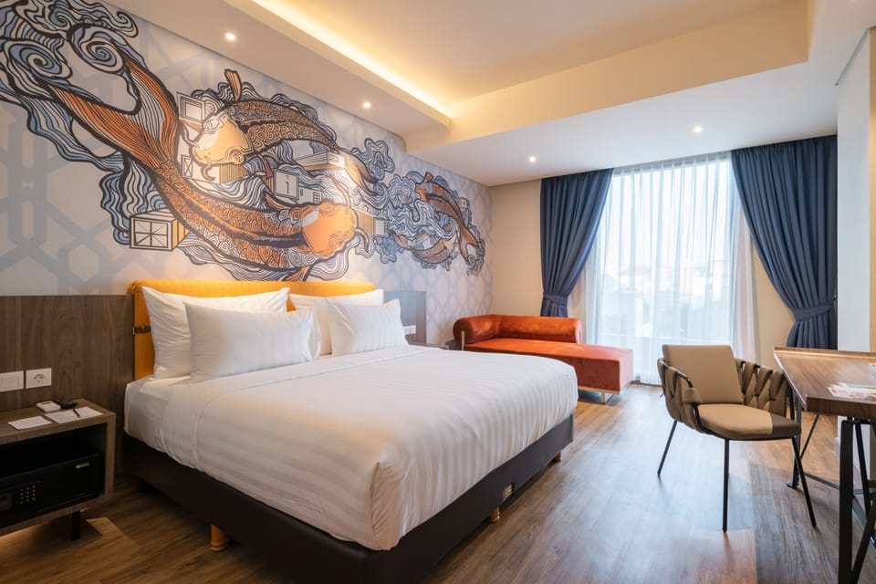 Junior Double Room, 1 Double Bed | Minibar, in-room safe, desk, iron/ironing board